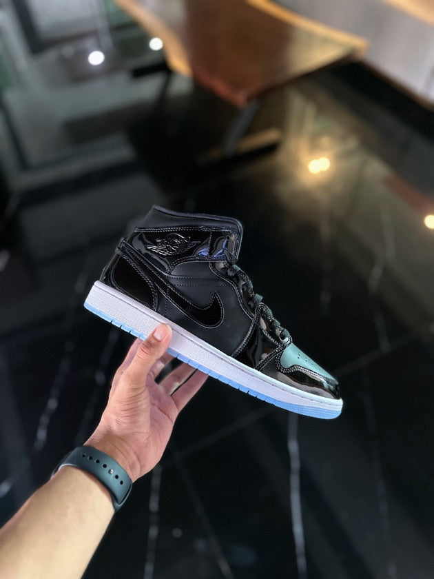 Jordan 1 Mid Space Jam