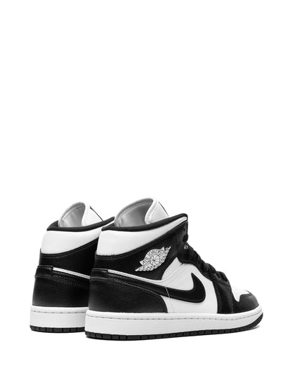 Jordan 1 Mid Panda