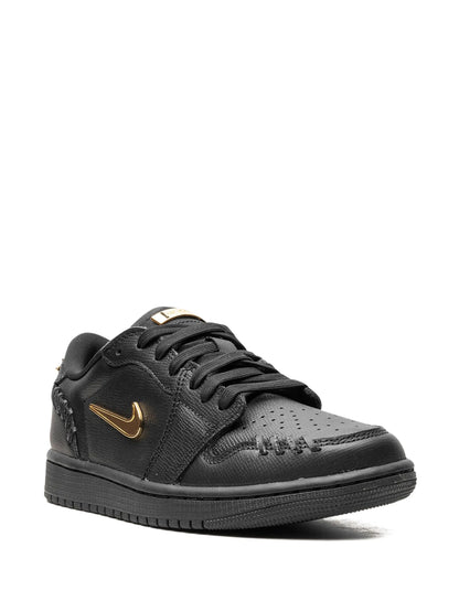 Jordan 1 Low Metallic Gold