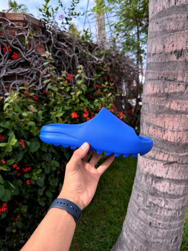Yeezy Slides Azure