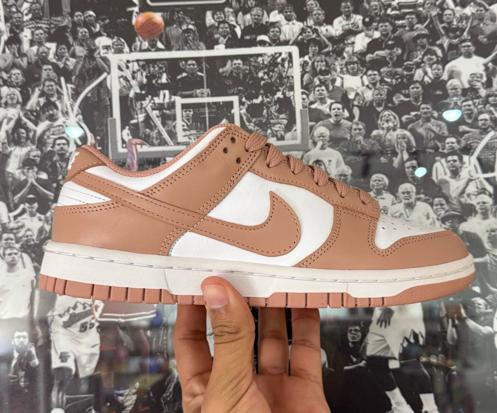 Dunk Low White Rose