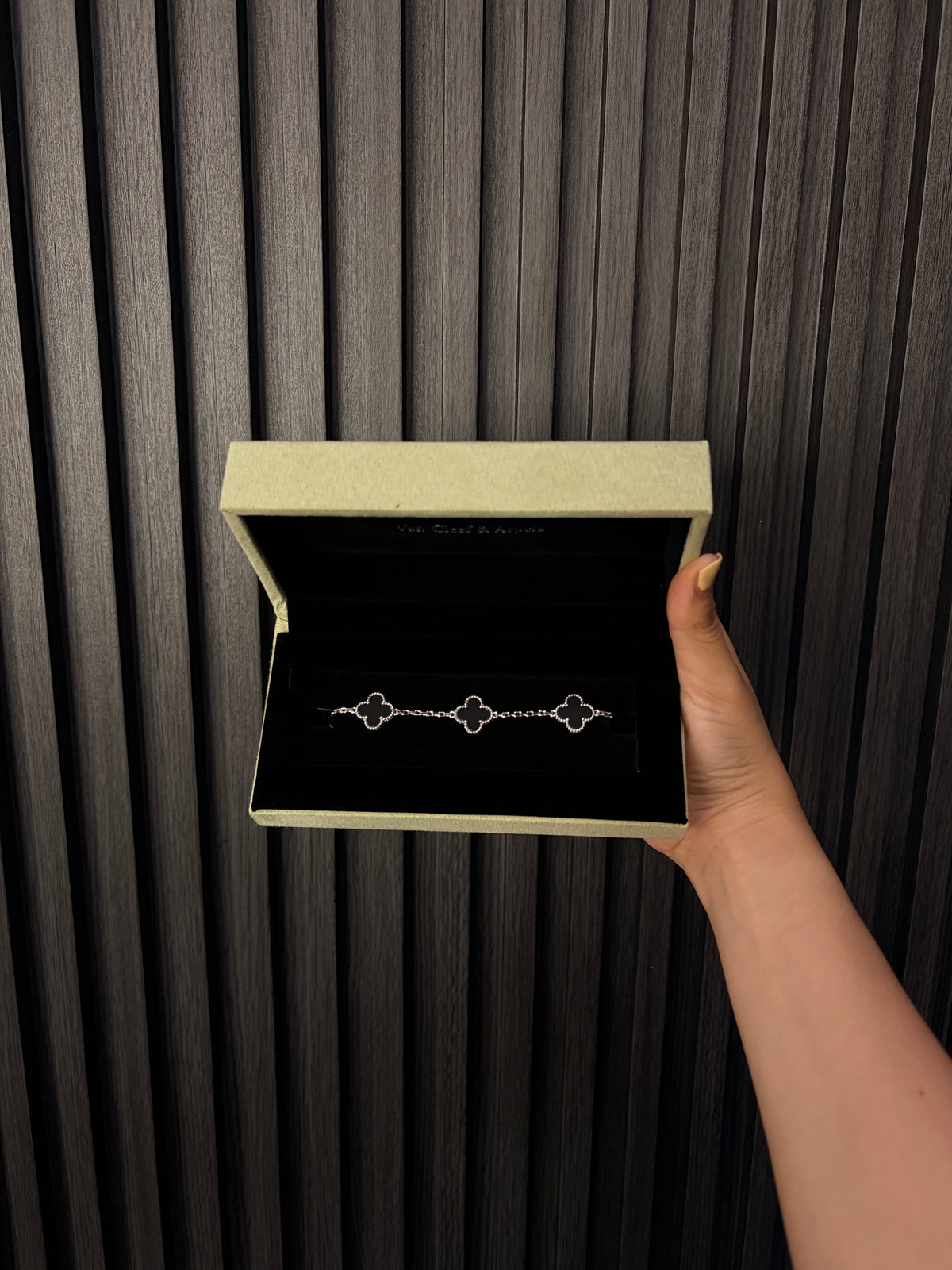 Pulsera tipo Van Cleef